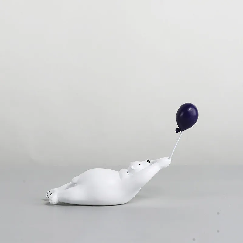 

Скульптура медведь из смолы