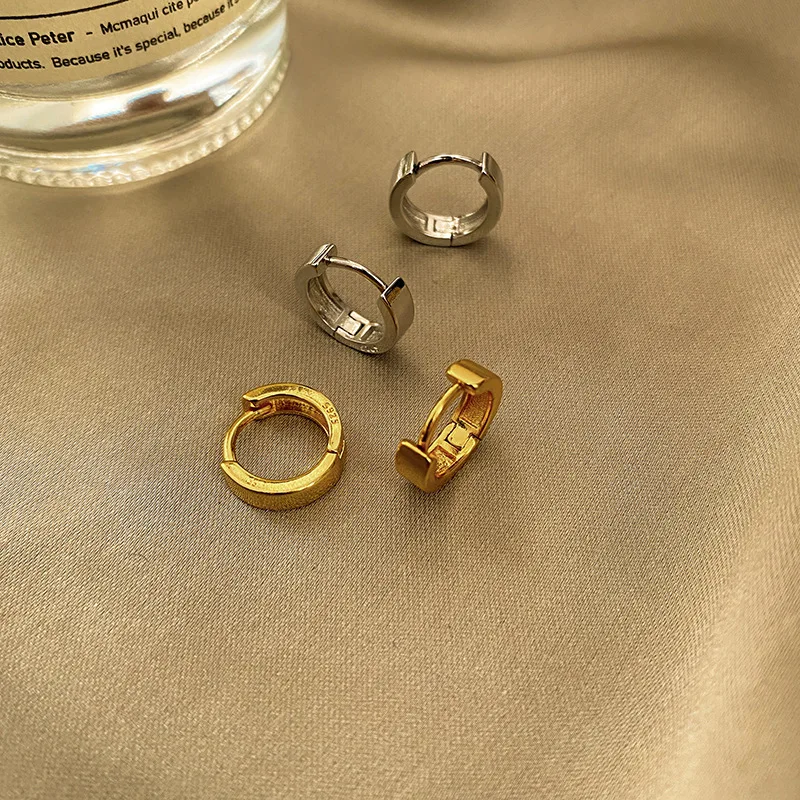 

New Fashion Girls Golden Round Hoop Earrings Statement Earrings Sterling Silver Gold Plated Earrings