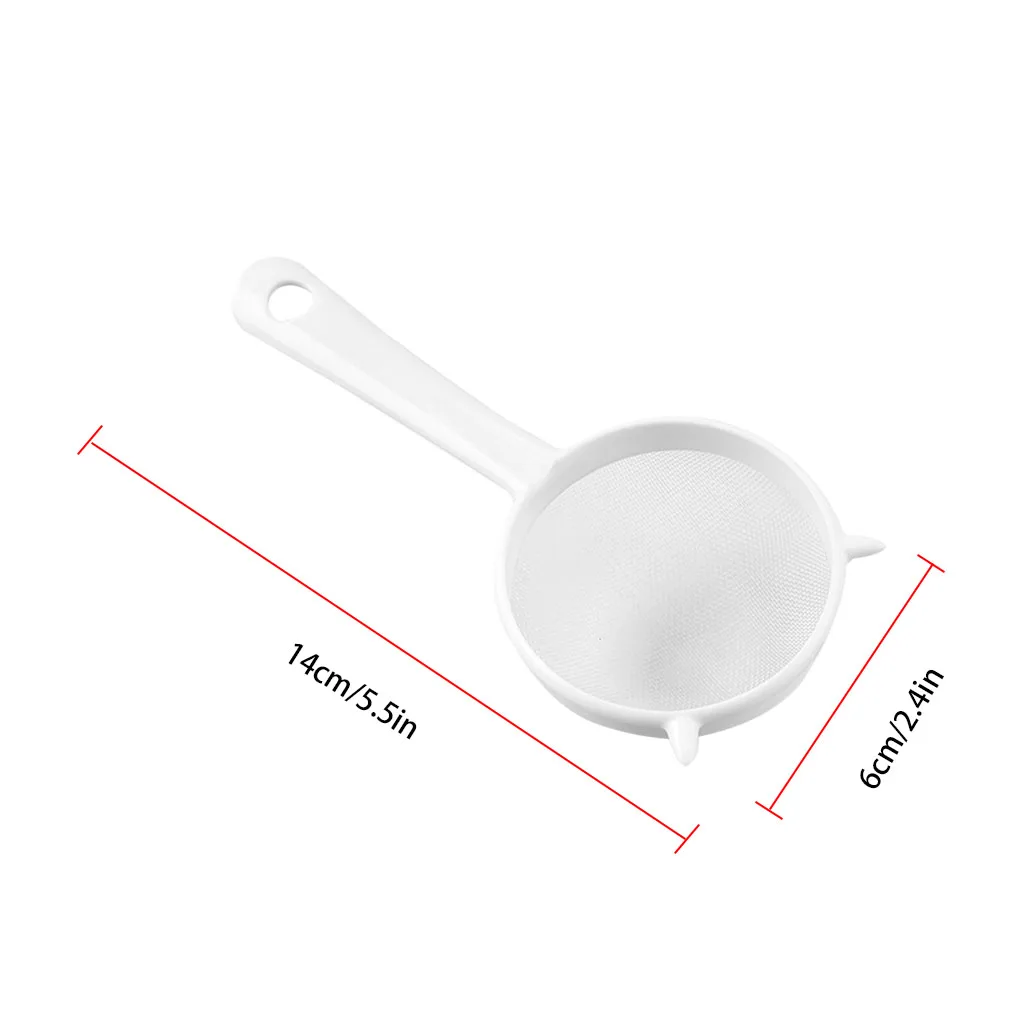 Новый портативный сито из нержавеющей стали с пластиковой поверхностью и переходником для повески в кухони.