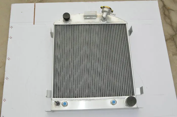 

62mm 3 row Aluminum Radiator For 1932 Ford Chopped Hot Rod W / 1932-1939 Model A Chevy 350 V8 Engine