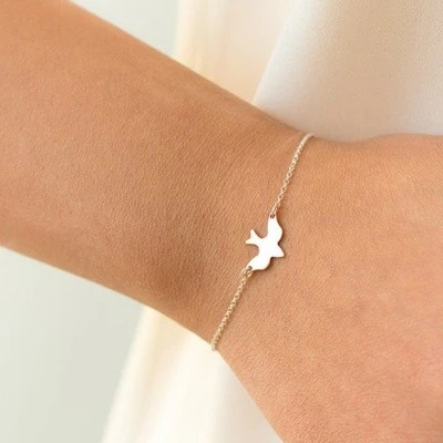

Gold Color Tiny Dove Pigeon Pendants Bracelets for Women DIY Bracelets & Bangles Hand Jewelry Gifts Trinket