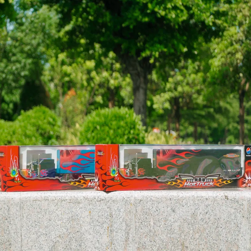 Радиоуправляемый автомобиль-контейнер OIMG 86 см