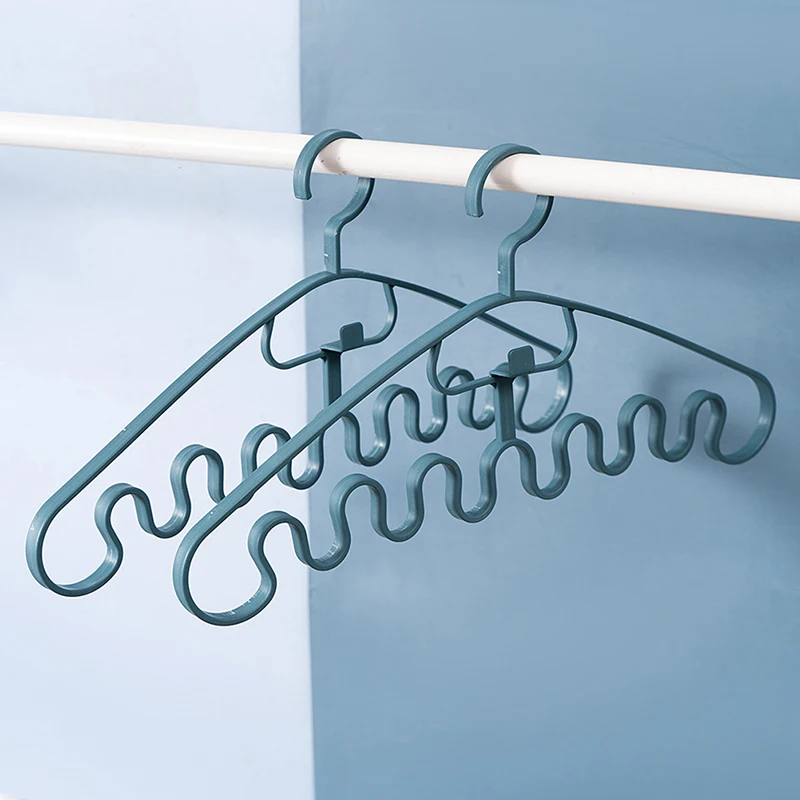 

Wave Pattern Stackable Hanger 8 Slots Non Slip Multifunctional Magic Wave Hanger Smart Closet Organizer Hanger Save Space