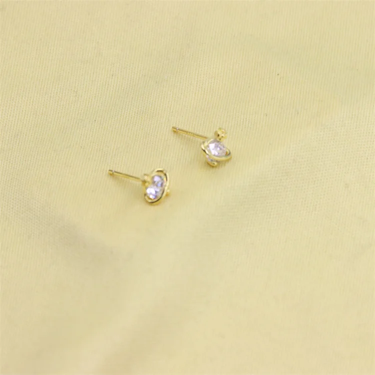 Женские серьги из серебра 925 пробы с фианитом |