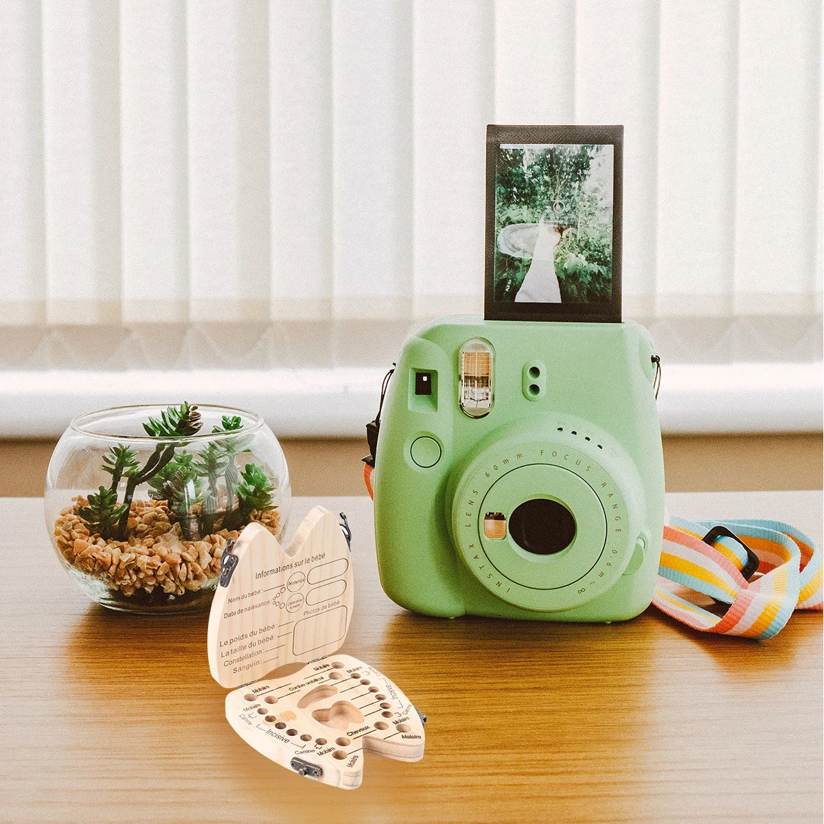 

Box Personality Box Wooden Saver Container Deciduous Keep the Childhood Memory ( Wood Color )