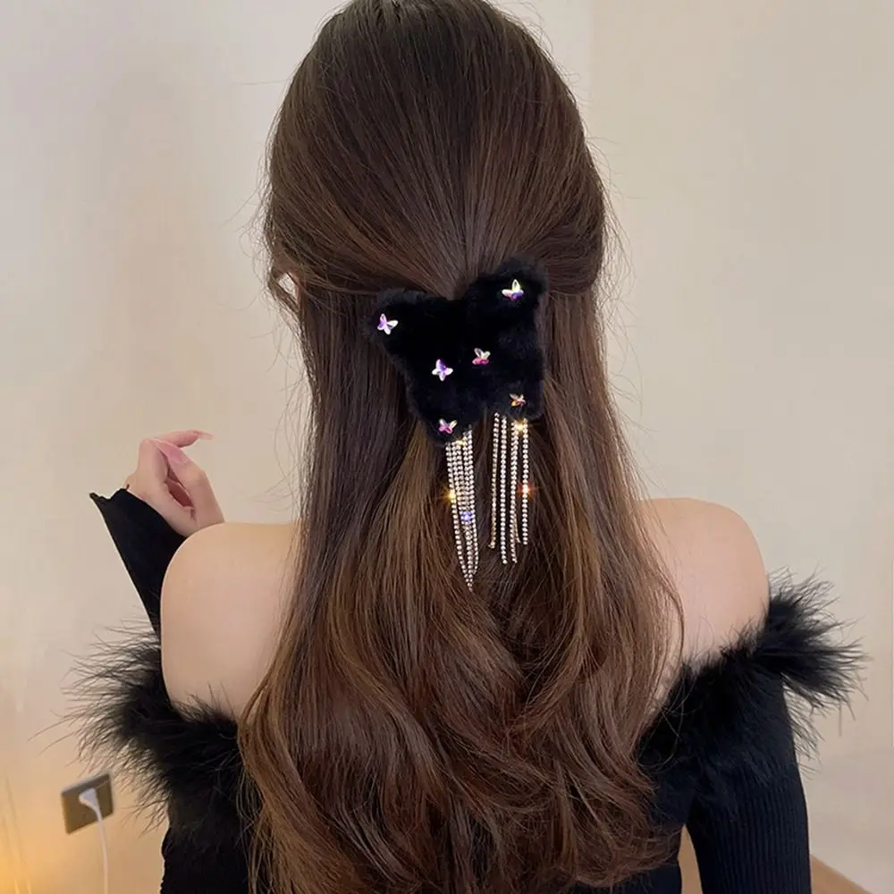 

New Temperament Plush Butterfly Inlaid Rhinestone Tassel Shark Clip Autumn Winter Sweet Cute Hair Claw for Women Girl Headdress