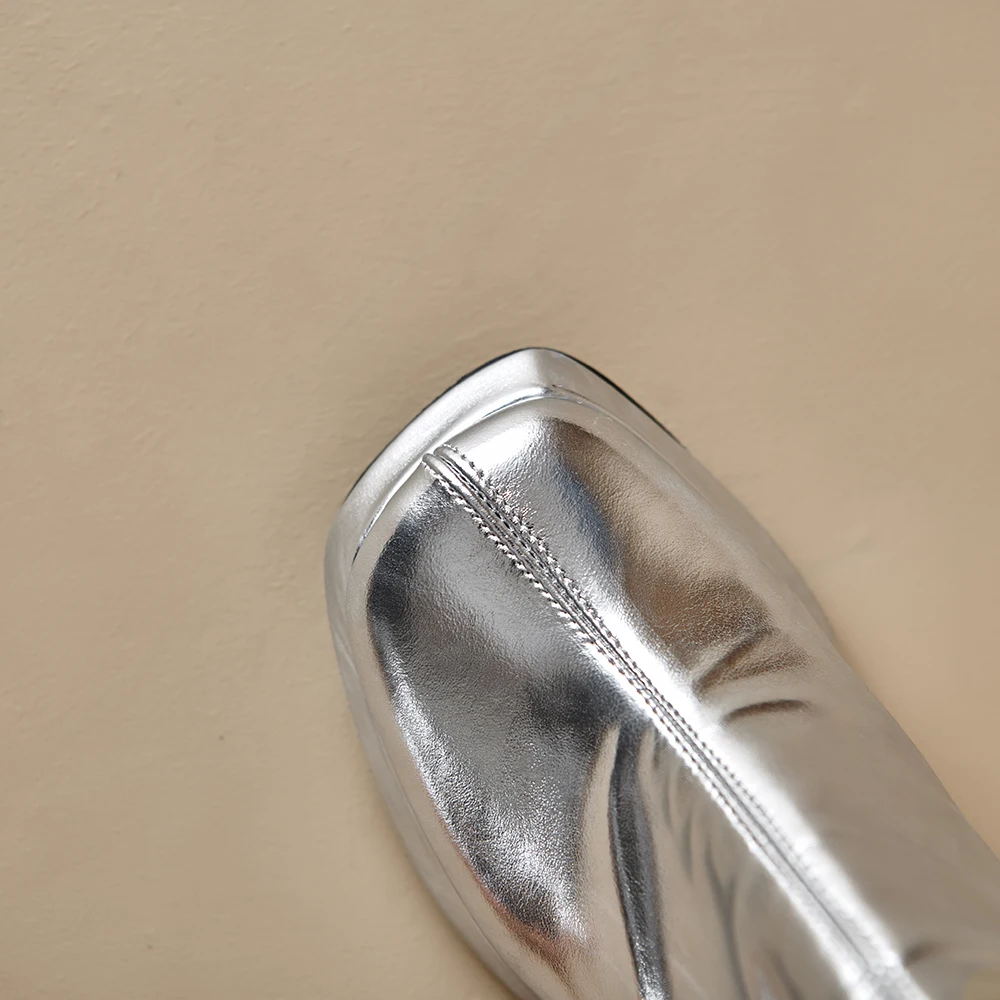 Женские высокие ботинки на платформе серебристые или золотистые высоком