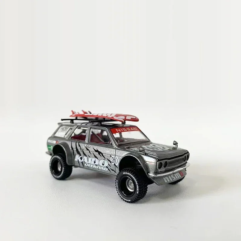 Kaido House + MINIGT 1:64 Модель автомобиля Datsun 510 Wagon 4x4 Offroad из сплава литой автомобиль с