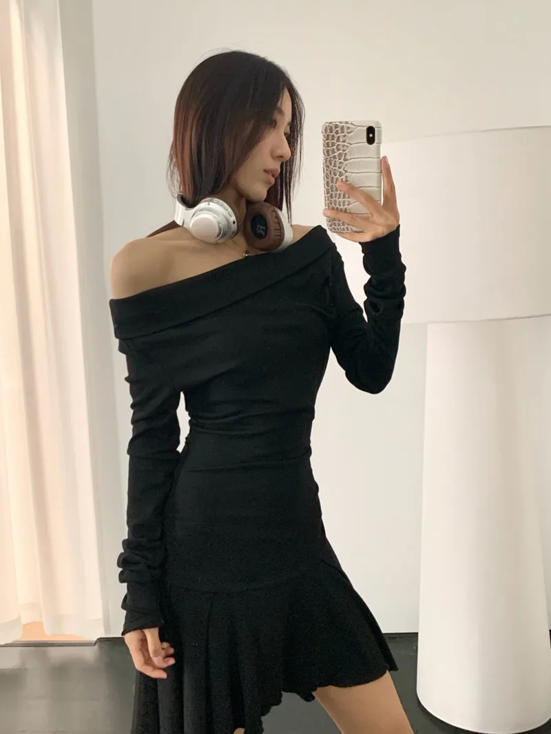 Осень 2024 ранняя конструкция с разрезом на шее открытыми плечами и длинными