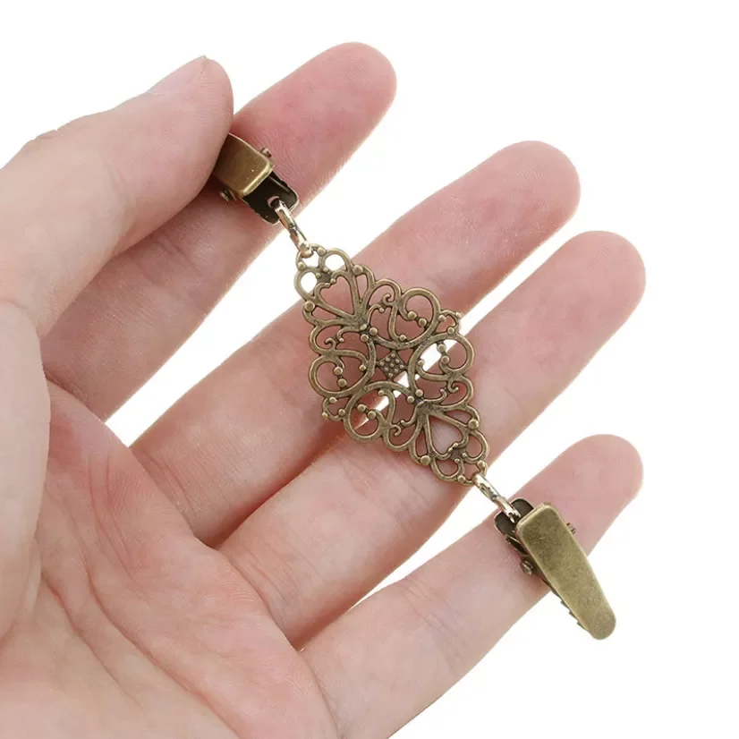 

Retro Cardigan Clip Fasteners for Clothes Clothespins Scarf Clip Brooch Sliver Pin Buckle Clip Holder Women Dress Jewelry