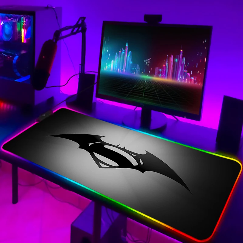 Игровой светодиодный коврик для мыши с логотипом Batmans, игровой ноутбук, настольный протектор, аксессуары для ноутбуков, Настольный коврик, к...