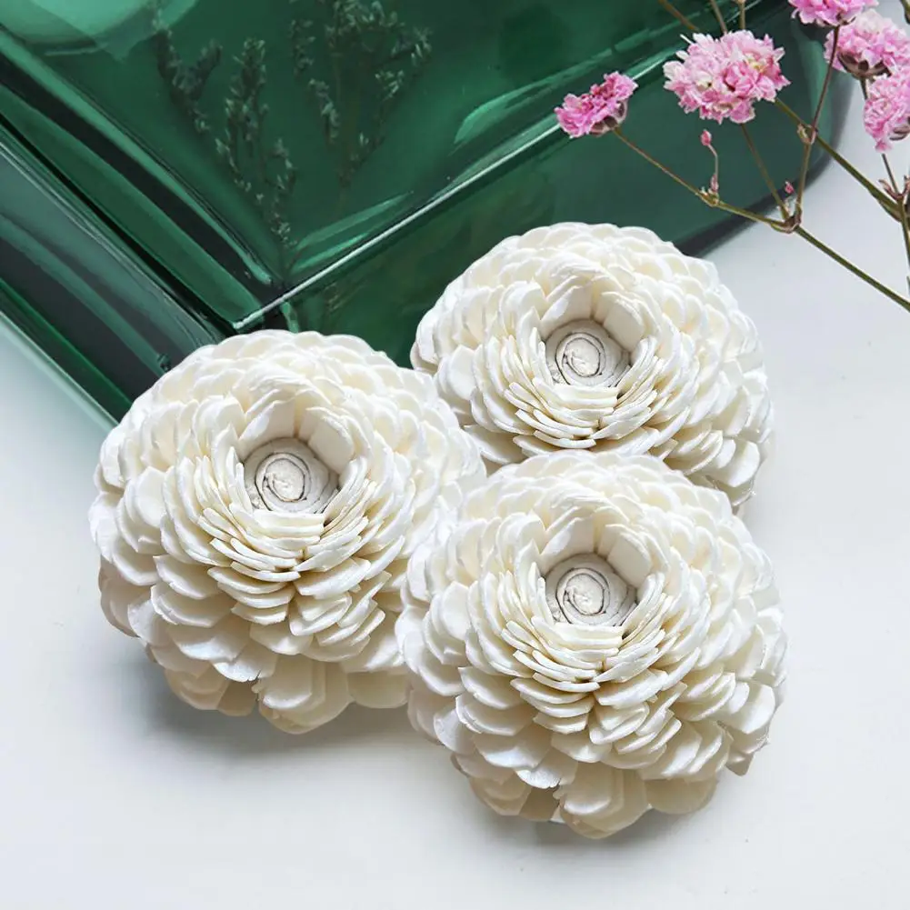 

Made of cotton, wood material, these diffusers are safe and beautiful, you can use them with confidence.