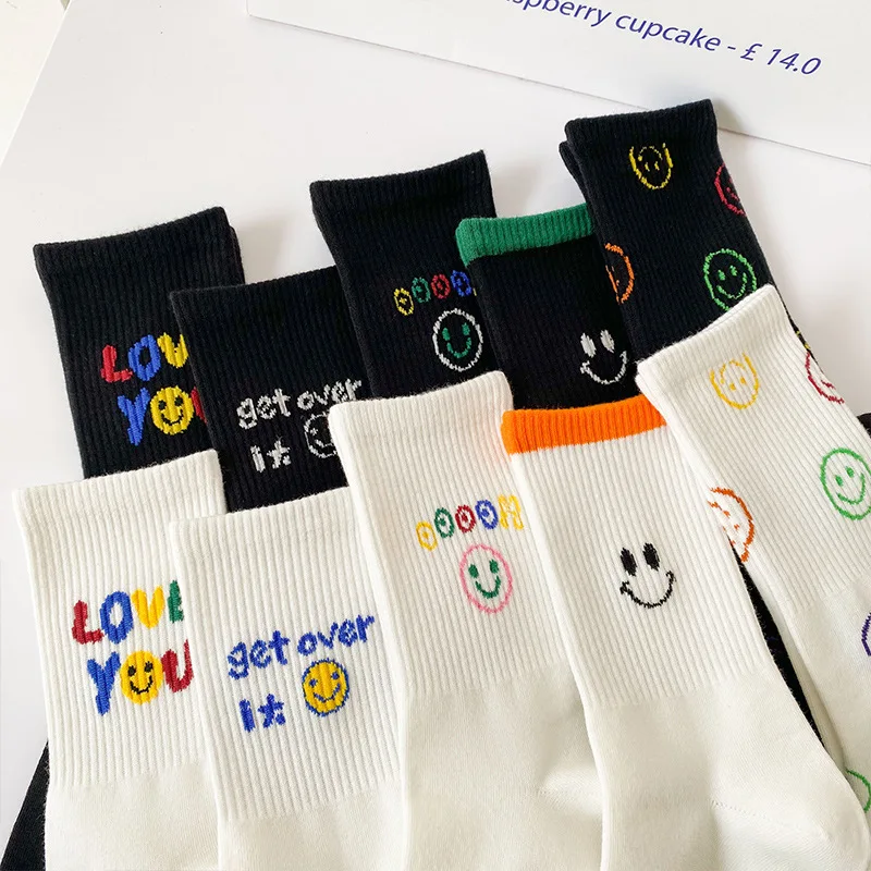 Socks women's spring mid-tube socks couple socks smiley socks alphabet jacquard anti-pilling sports socks sweat-absorbing