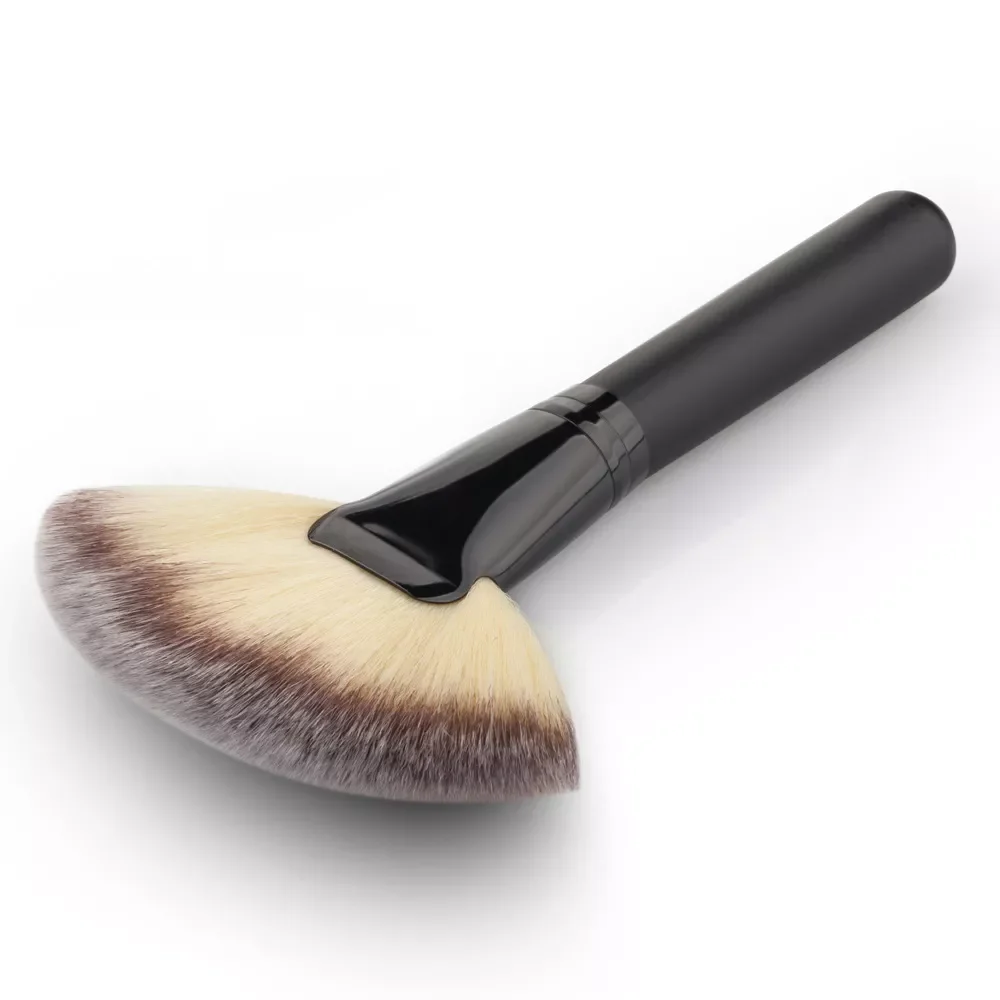 

Soft Makeup Large Fan Brush Foundation Blush Blusher Powder Highlighter Brush Powder brushes Cosmetic Brushes Maquiagem