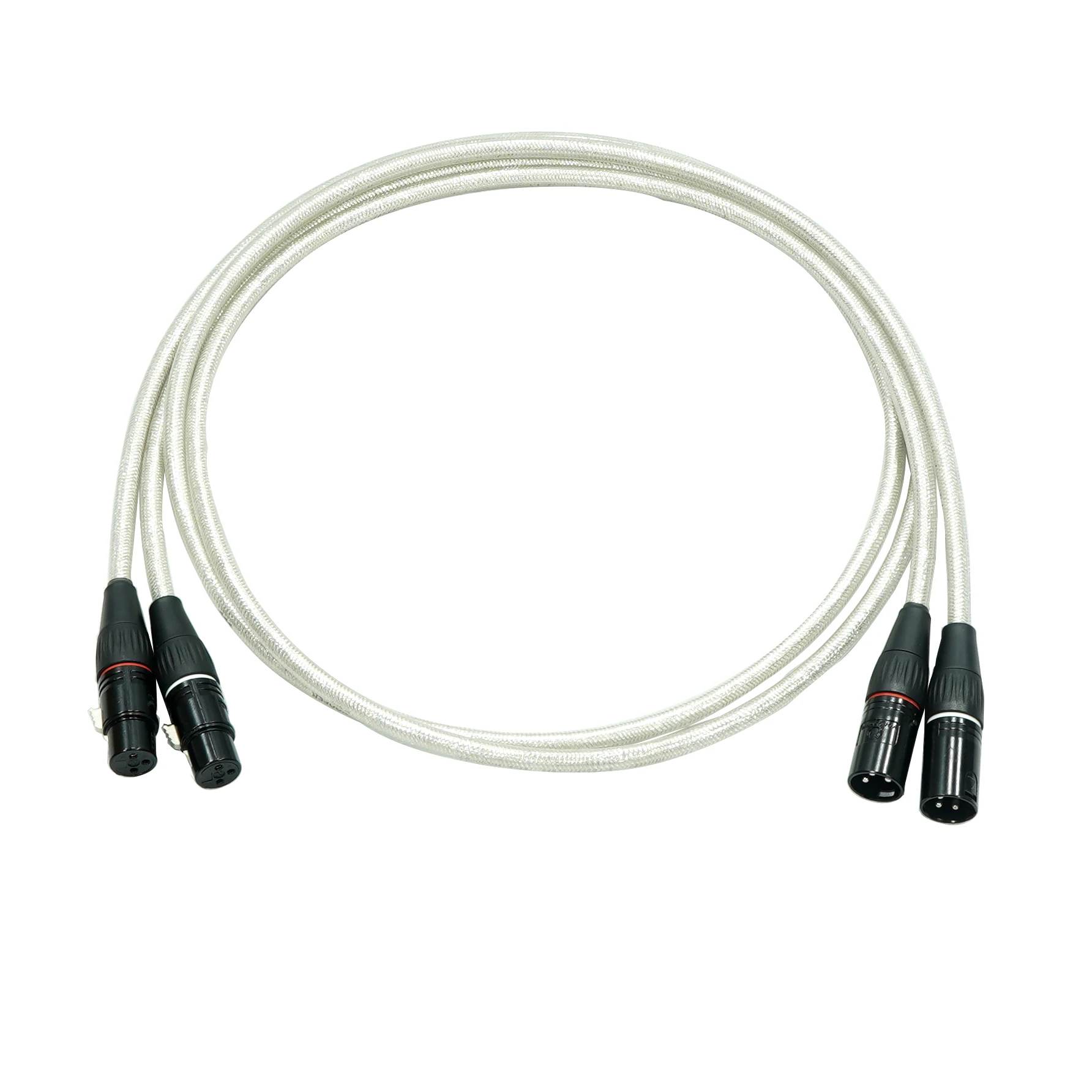

AVplay AV-0805 двухслойный экранированный 4-жильный посеребренный кабель XLR диаметром 8 мм/одножильный 1,5 мм² (1 м/м)