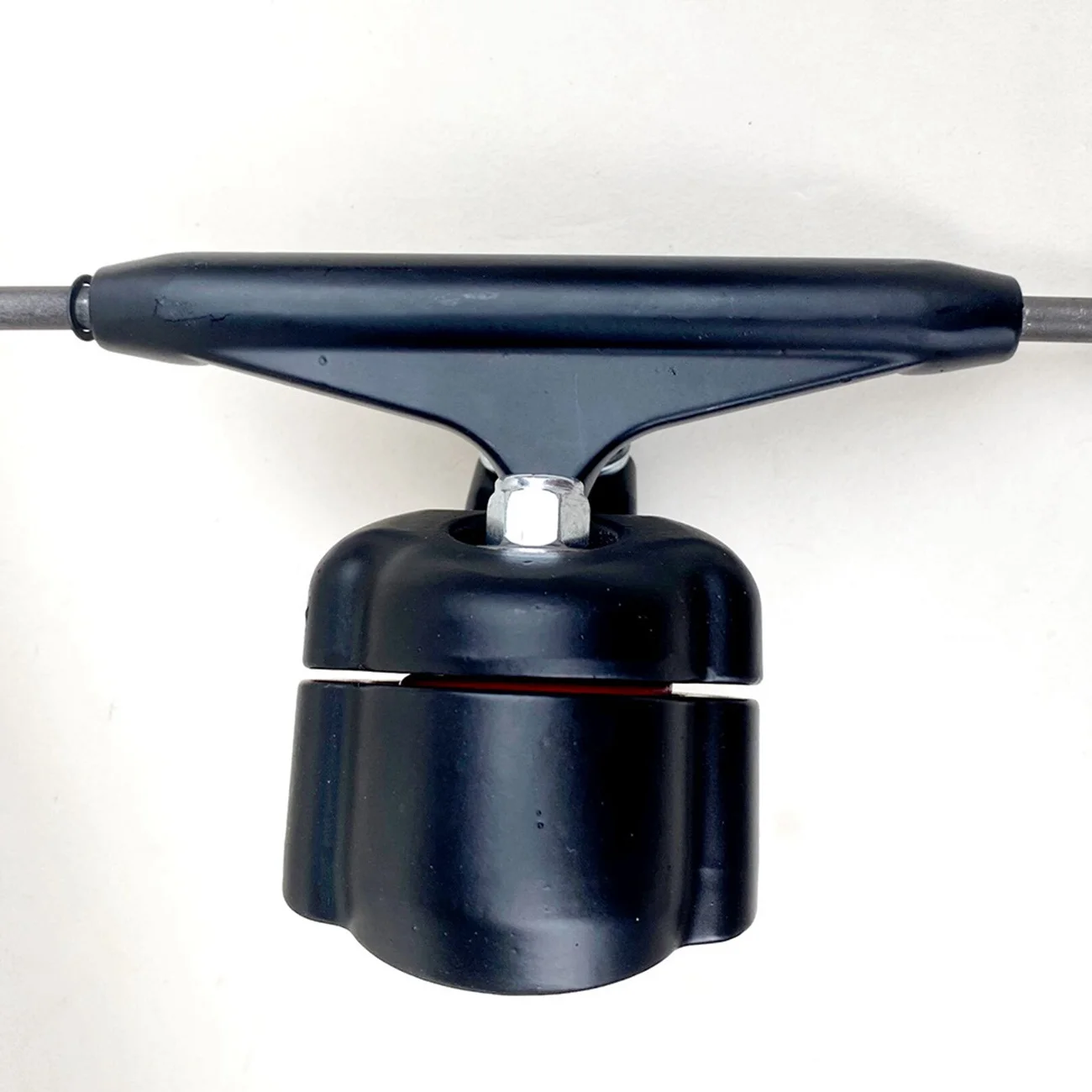 Интегрированный кронштейн для серфинга скейтбордов грузовиков Yow Meraki System