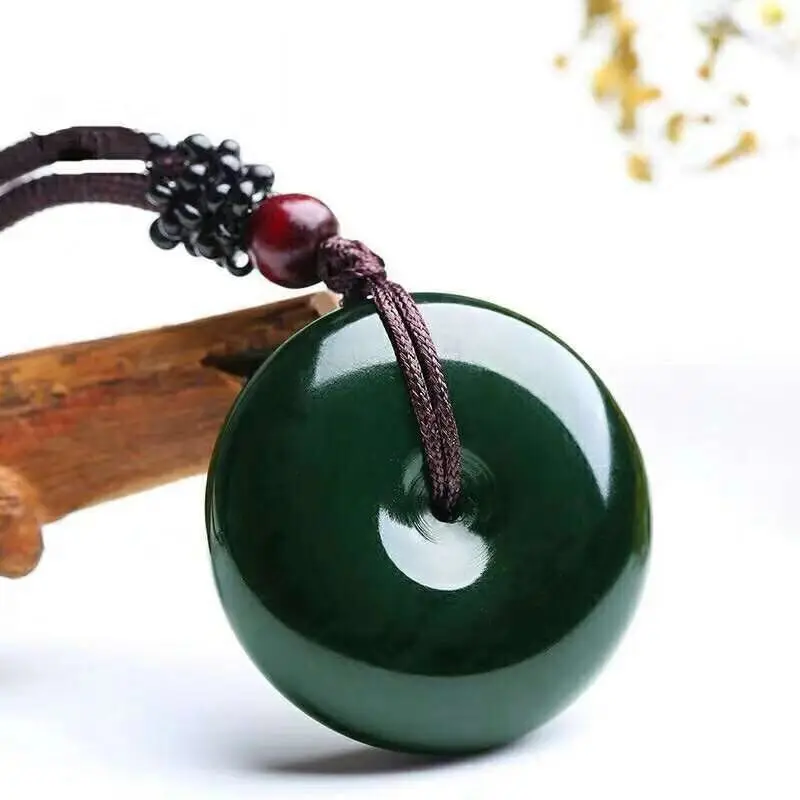 

Hetian jade sapphire safety buckle pendant for men and women couple models jade pendant to send certificate