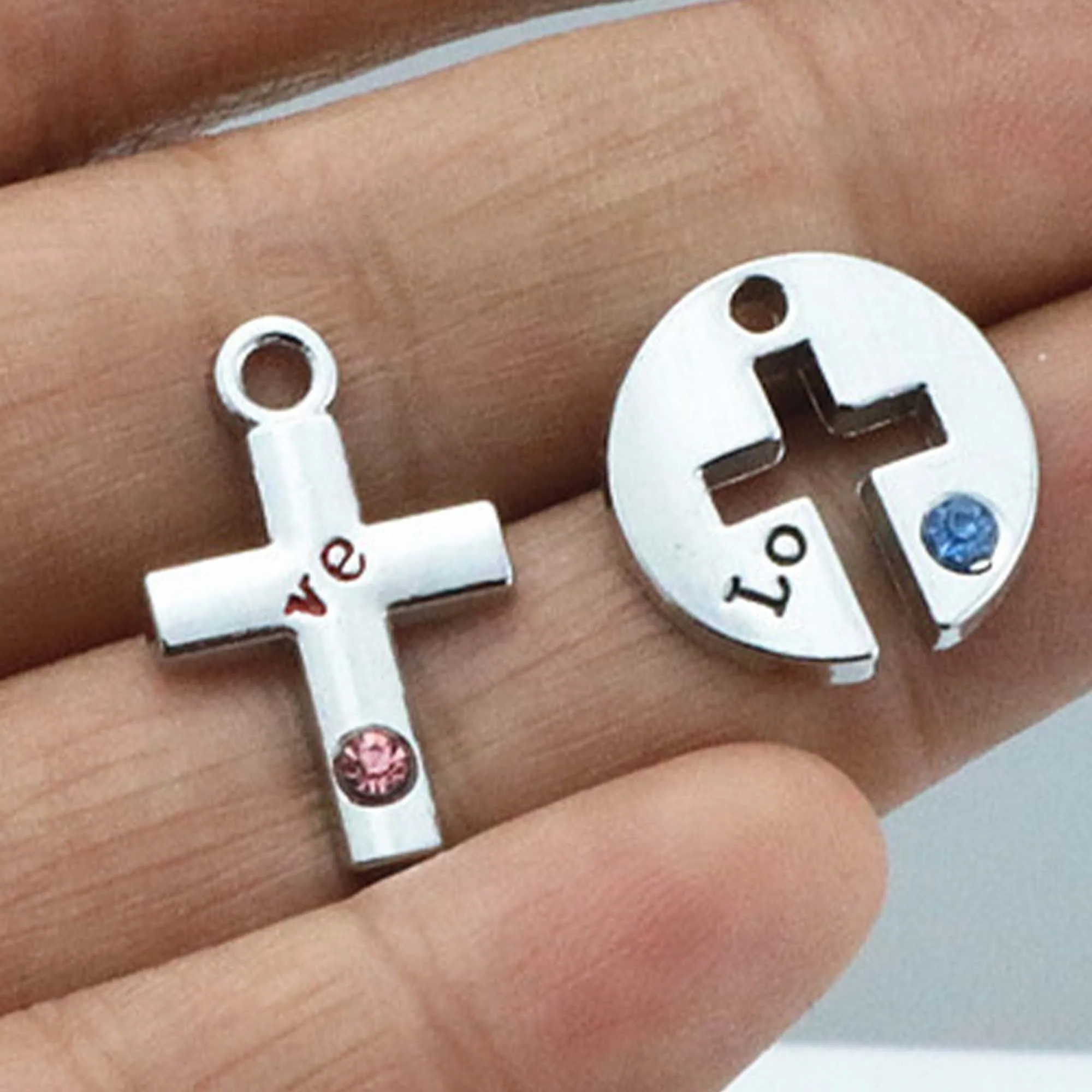 2PCS-20PCS/Lot 23x14mm Silver Couple Round Cross Pendant DIY Men and Women Necklace Bracelet Keychain Jewelry Charm Accessories