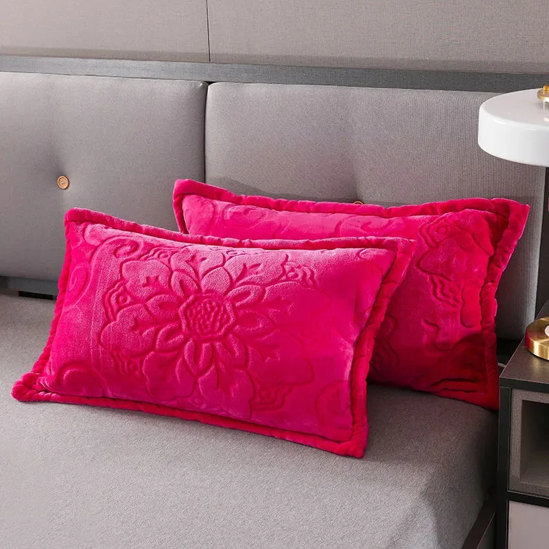 

Velvet Pillowcase Soft Skin-friendly Household Pillow Covers Velvet Pillowcase Soft Skin-friendly Household Pillow Covers Velve