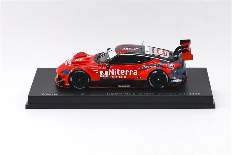 Фото Модель автомобиля Spark 1:64 Niterra NDDP ARTA MUGEN CIVIC TYPE R Carrera RSR 3.0 из литого металла №2