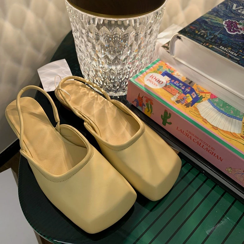 

Сандалии женские на плоской подошве, простые однотонные шлепанцы с квадратным носком, пляжные босоножки для отпуска, однотонные, лето