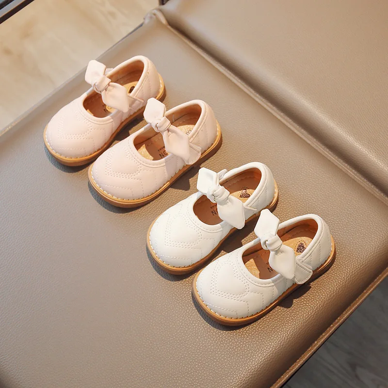 

Girls Leather Shoes for Party Wedding Sewing Kids Bowtie Solid Color Shoes with Heart Kindergarten Children Flats Princess Shoes