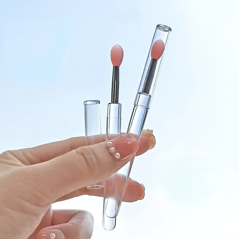 

10Pcs Single Pack Portable Silicone Lip Brush with Dust Riser Lipstick Brush Smudge Stick Lip Beauty Makeup Brush