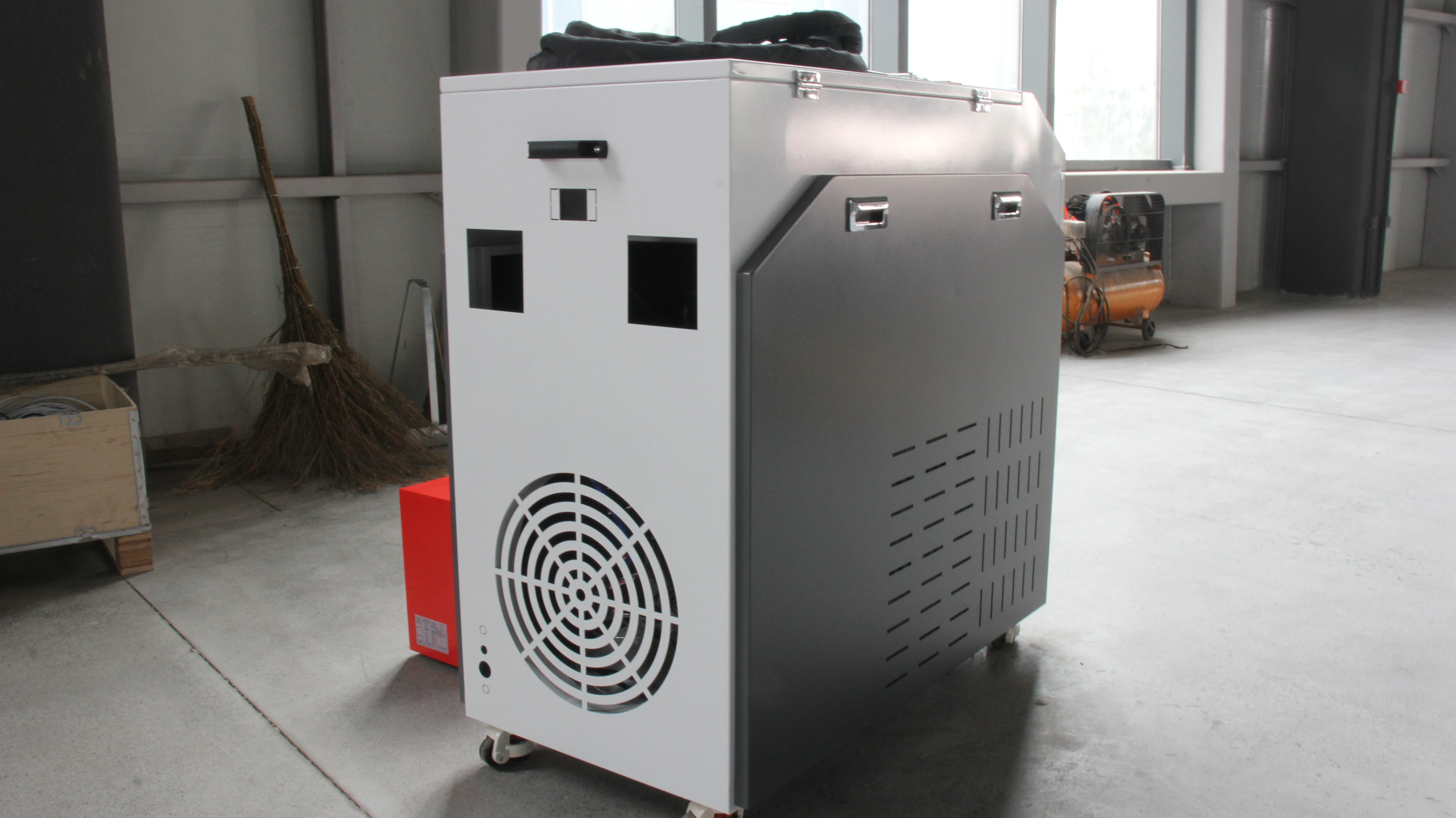 Ручной лазерный сварочный аппарат 4 в 1 3 11500 Вт 3000 для металла и алюминия