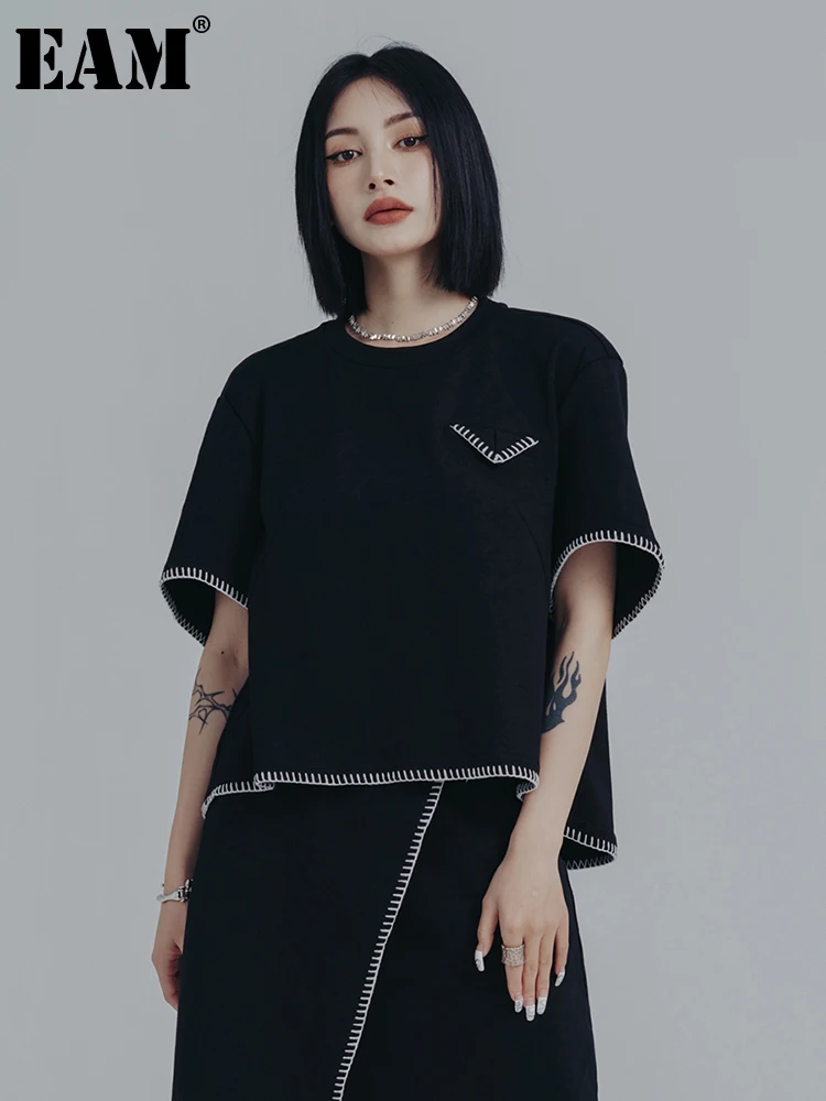 

[EAM] Women Black Topstitched Big Size Irregular T-shirt New Round Neck Short Sleeve Fashion Tide Spring Summer 2022 1DE84280