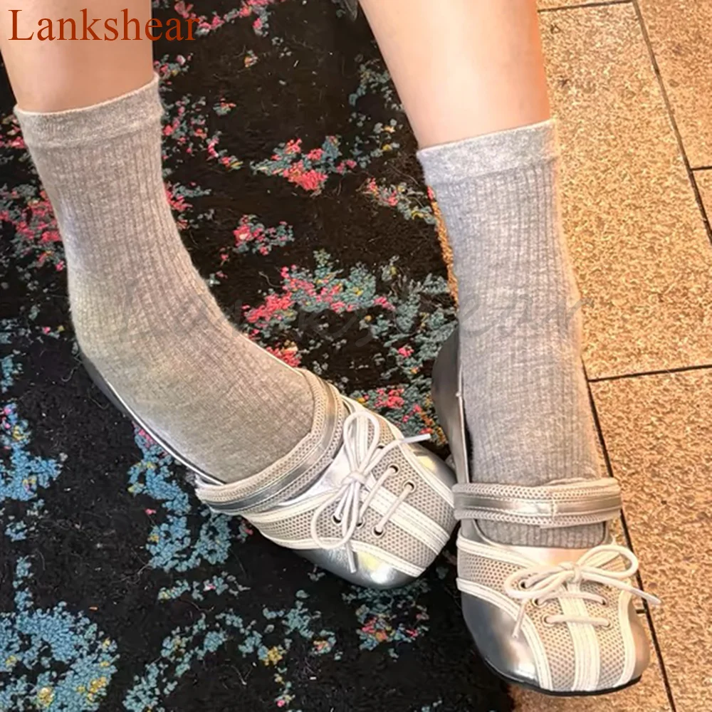 Женские туфли-лодочки с перекрестной шнуровкой и квадратным носком серебристые