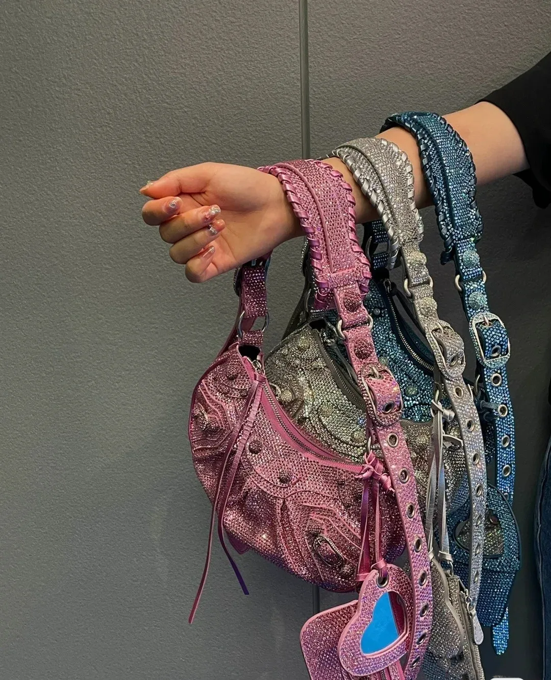 

сумка женская 2022 тренд сумка через плечо Роскошные Дизайнерские джинсовые сумки-тоут через плечо с алмазным рисунком, брендовая Сумка-локо...