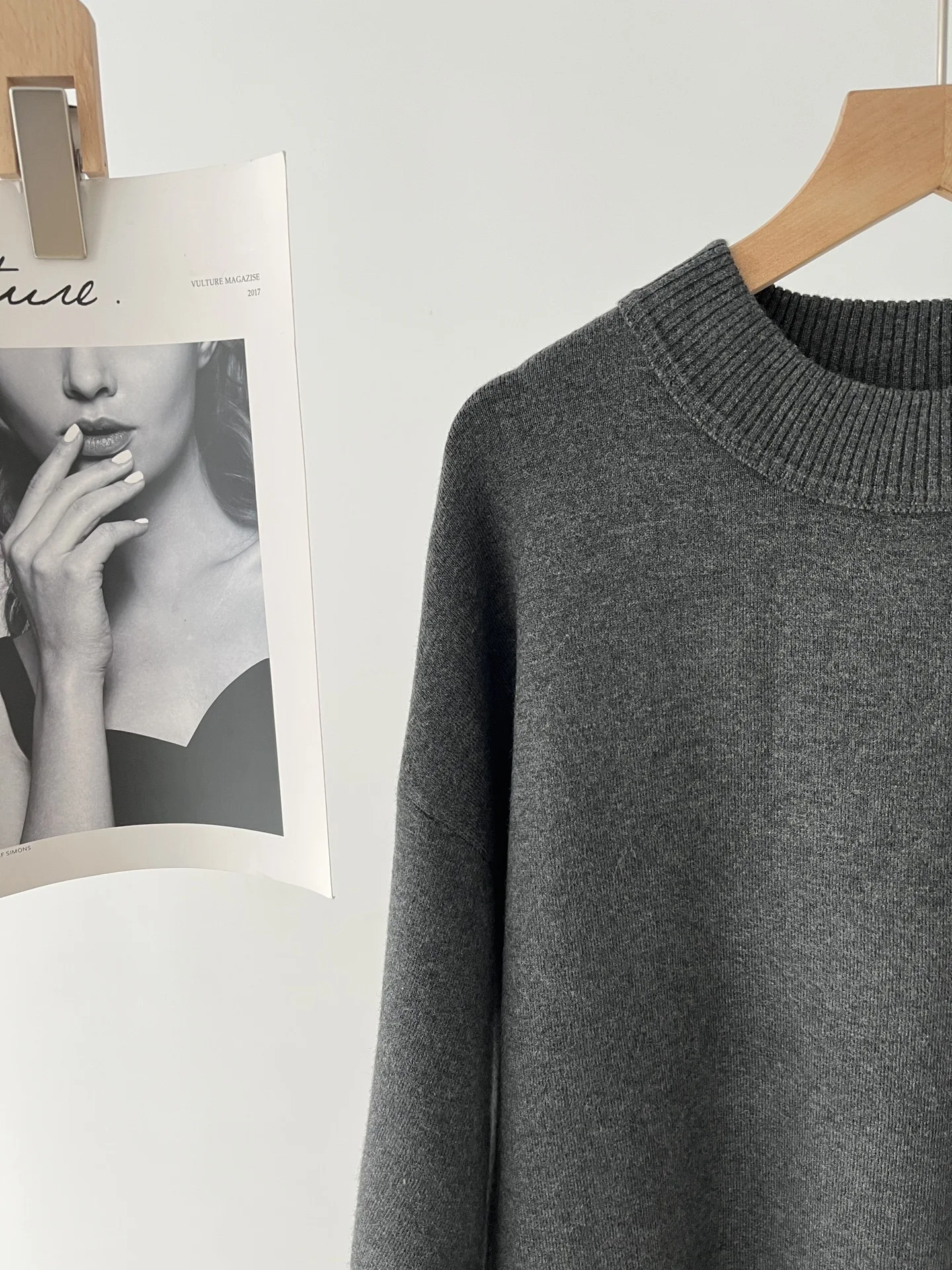 Женский серый вязаный свитер с коротким рукавом простые французские пуловеры