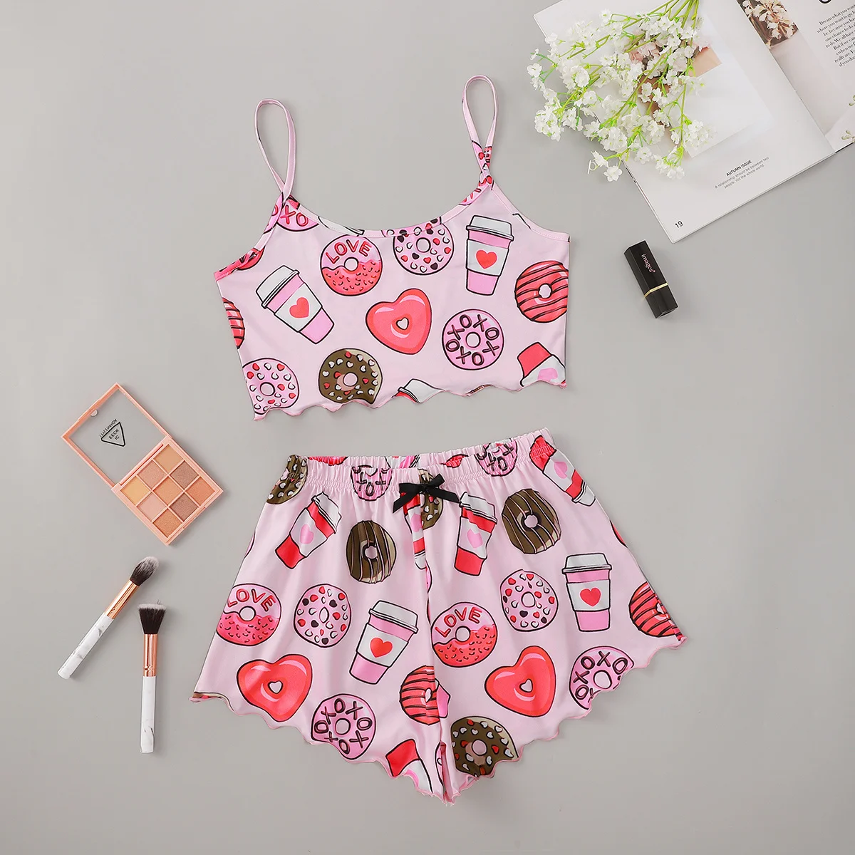 

New Style Fashion Lady’s Summer Cartoon Doughnut Print Camisole With Shorts Silks Pajama Set Home Wear Sleepwear Underwear