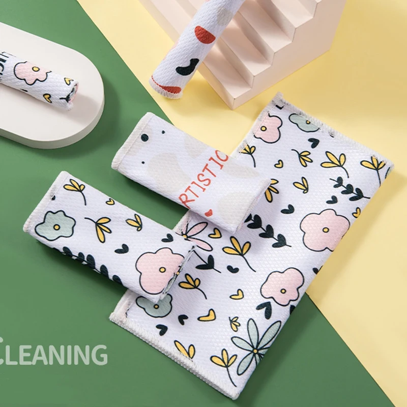 

3Pcs/Lot Kitchen Fish Scale Rags Dish Towel Cartoon Super Absorbent Rags To Wipe Car Windows Household Cleaning Scouring Pads