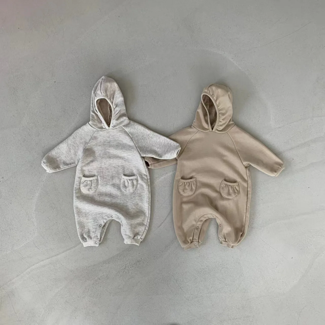 

4863C Korean Baby Jumpsuit 2023 Spring Autumn Soft Pocket Hooded Boy's Loose Climbing Clothes Leisure Girl's One Piece Clothes