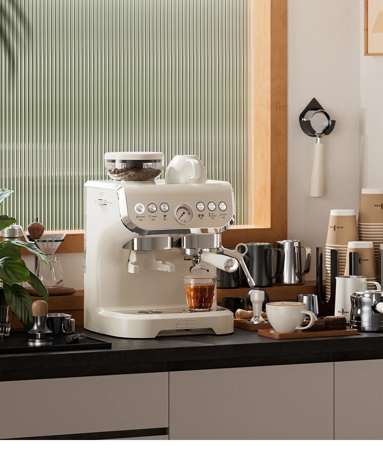 Фотокофеварка итальянская полуавтоматическая Бытовая маленькая кофеварка для