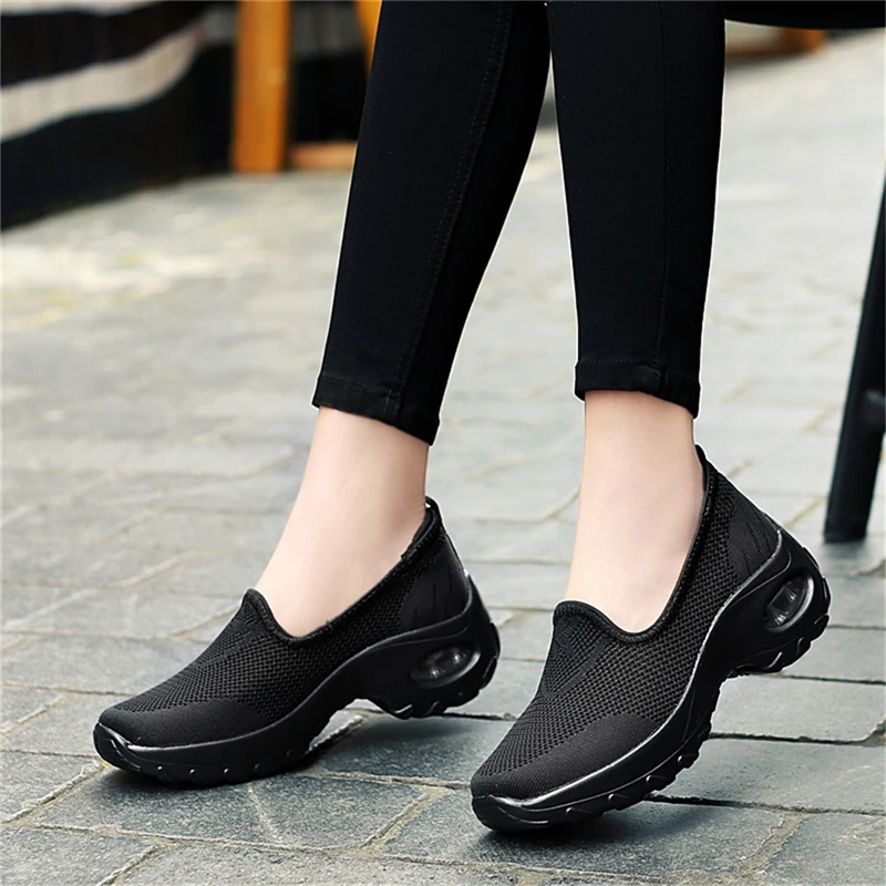 

Women Summer Mesh Sneakers Ladies Slip On Knitting Walking Shoes Female Casual Comfortable Woman Loafers Flat Shoes 2022