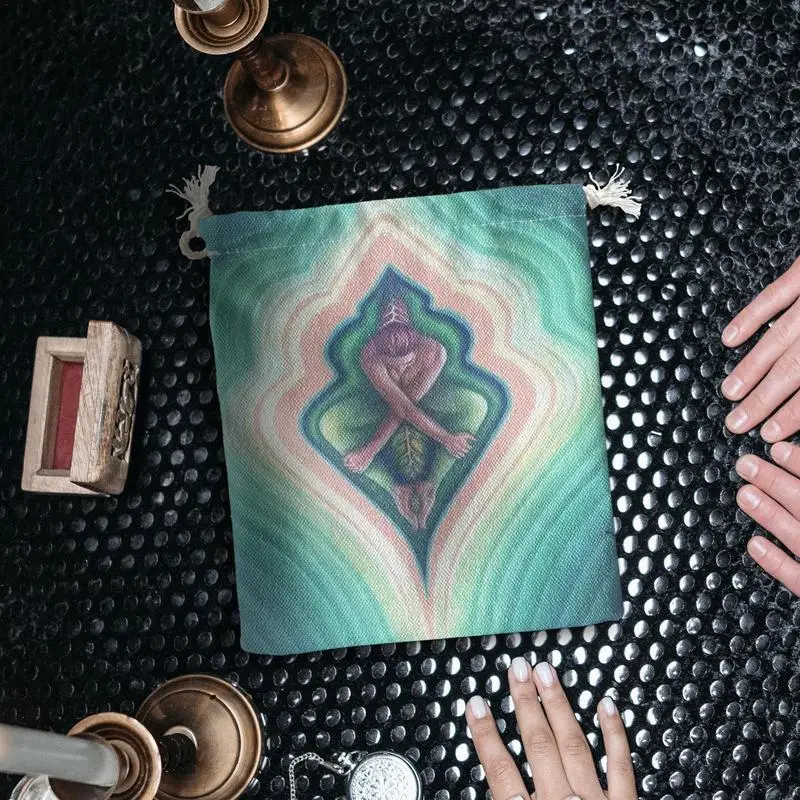 

Tarot Bag 13x18cm Earth Goddess Art Jewelry Drawstring Bags Portable Jewelry Storage Bag For Earrings Necklace Tarot Runes Stone