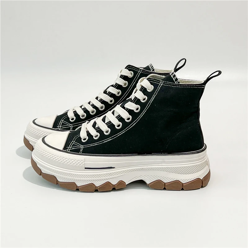 Осенние женские кроссовки на платформе парусиновые со звездами высокие