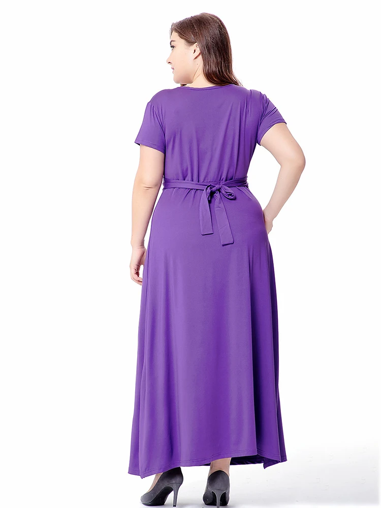 Рисунок 6 - Модное женское платье с V-образным вырезом