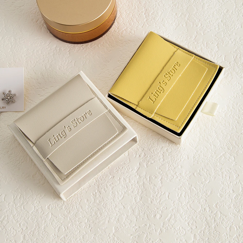 Пользовательский логотип 8x8 см сумка для ювелирных изделий из искусственной кожи