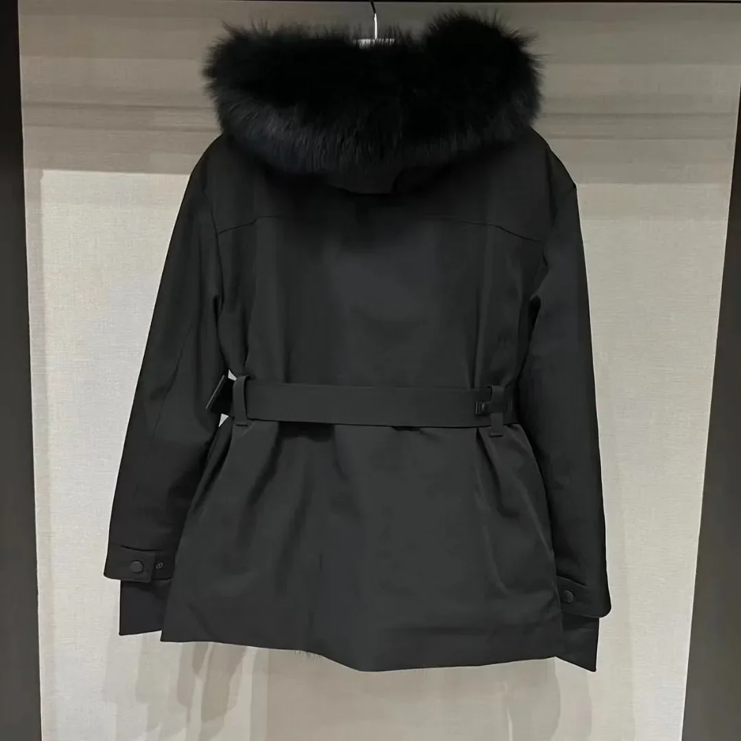 Рисунок 3 - Уличный пуховой изолированный нейлоновый