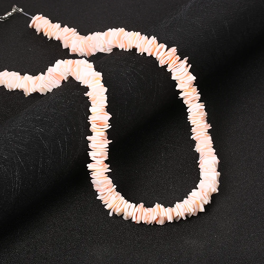 

Boho Puka Chip Shells Choker Necklace For Women Irregular Cowrie Beach Accessories Adjustabale White Weave Jewelry