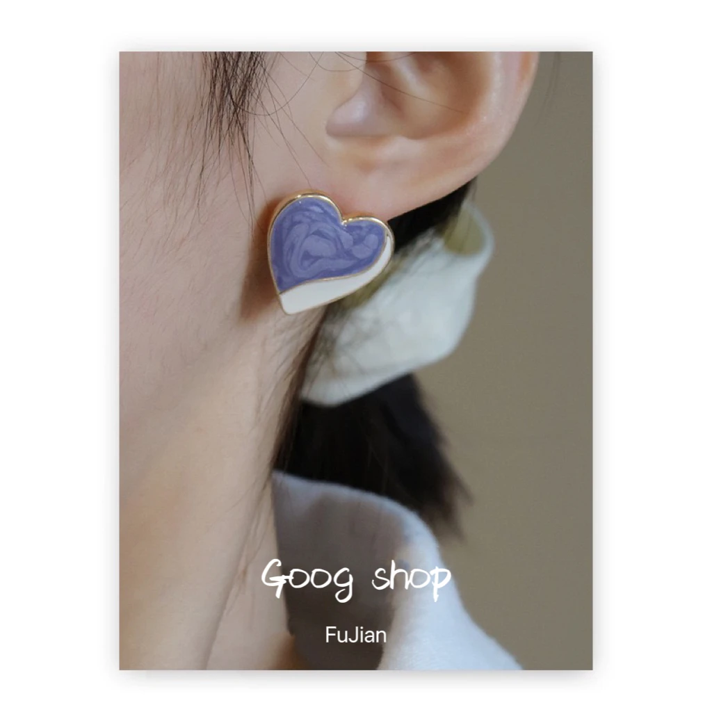 

S925 Silver Needle Button Earrings, French Court Retro Heart shaped Earrings, Ins Fashion Style Gem Earrings