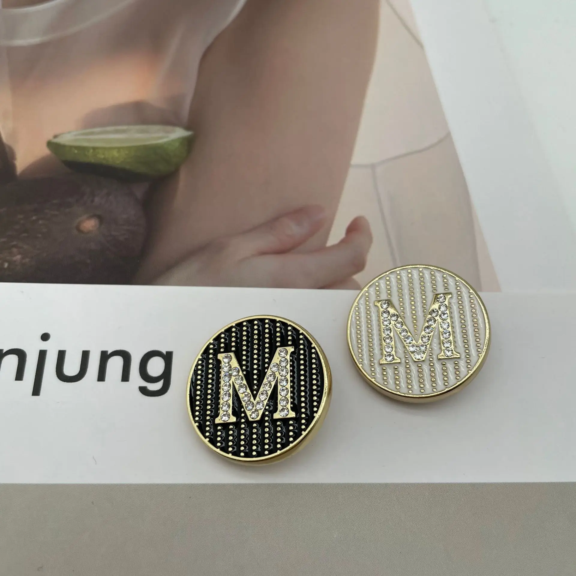 6 шт. Модные Дизайнерские пуговицы для одежды