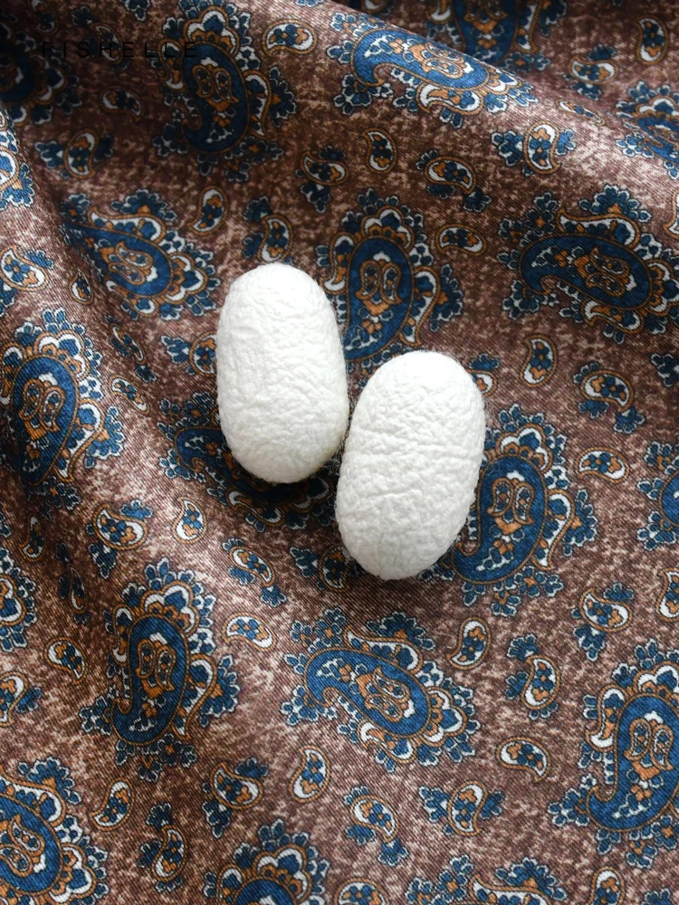 Новый маленький квадратный шарф коричневого и кофейного цвета из натурального