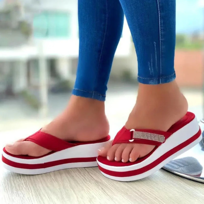 

New Women's Slippers Fashion Rhinestone Thick Sole Flip-Flops Decor Breathable Open Toe Roman Sandals Sandalia Feminina De Verao