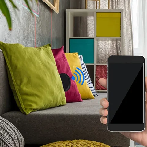 Мини-GPS-трекер для отслеживания местоположения ребенка