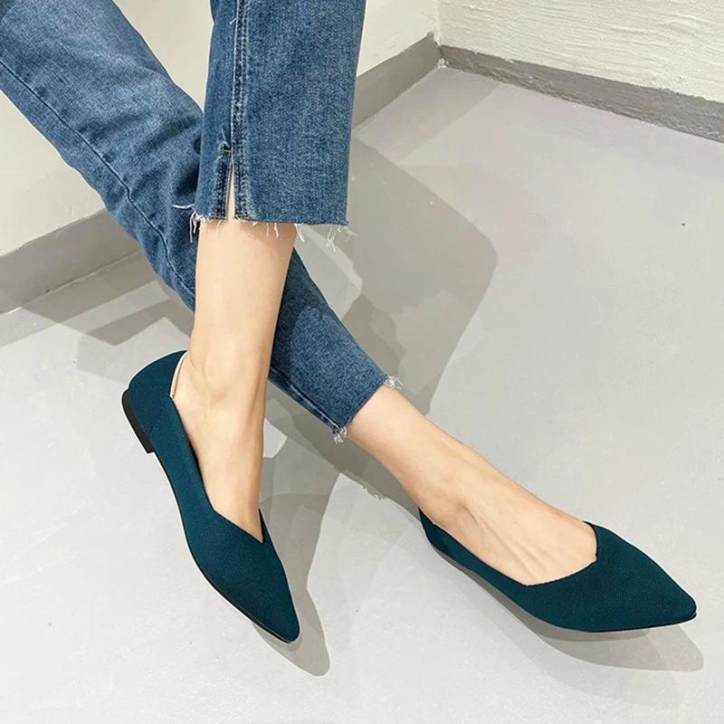 Женские босоножки на плоской подошве вязаные плетеные женские с острым носком и