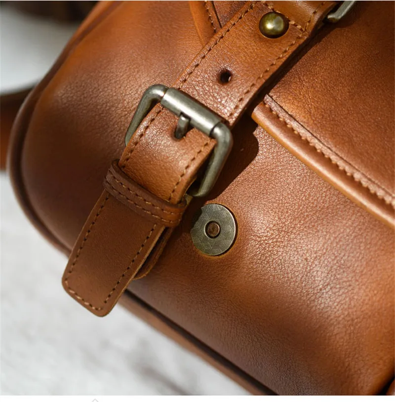 Fashion vintage luxury designer genuine leather men messenger bag daily outdoor weekend work flat real cowhide shoulder bag